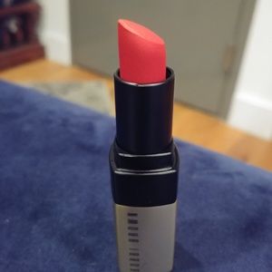 Bobbi Brown Luxe Matte Lip Color Fever Pitch